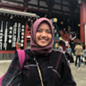 Meet your Posher, Azzahra